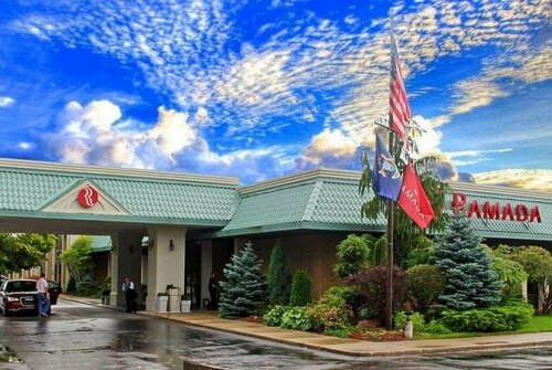 Ramada by Wyndham Alpena, Prenota Hotel Alpena Michigan