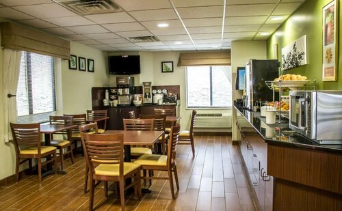 Sleep Inn Austintown - Youngstown, West, Buchen Sie Hotel Austintown Ohio