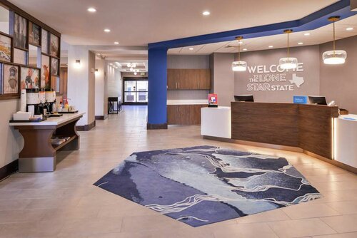 Hampton Inn & Suites Legacy Park-Frisco, Забронировать Отель Площадь Фриско Dallas - Fort Worth Metropolitan Area