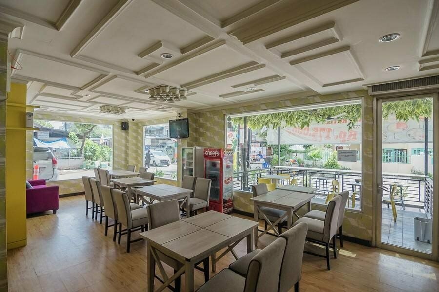 Hotel Feodora by RedDoorz