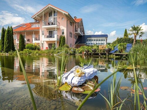 Wellnesshof Blenk, Book Hotel Hoteller i Bayern med pool, Swimmingpool