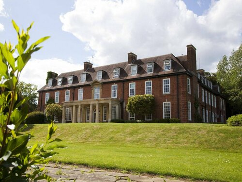 Catthorpe Manor Estate, Book Hotel Lutterworth Leicestershire