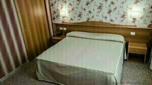 Hotel Sorriso, Book Hotel Hoteller i Lucera med parkering, Parkering