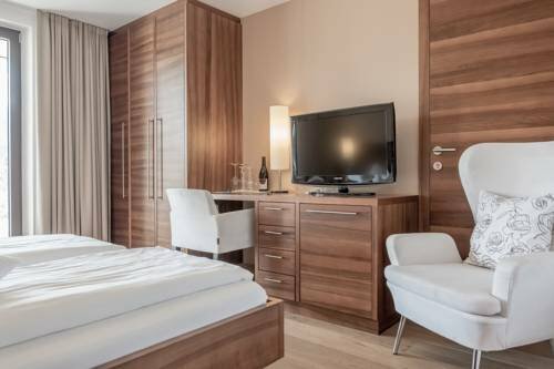 Seehotel Restaurant Lackner, Book Hotel Mondsee Mondseeland