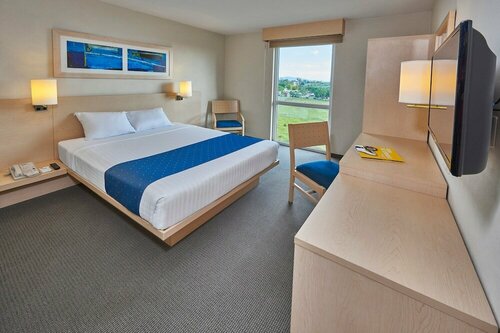 City Express by Marriott Aguascalientes Sur, Book Hotel Hotels in Aguascalientes with Parking, Parking