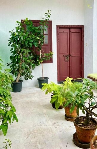 Reds Residency - Homestay, Book Hotel Kochi New Delhi