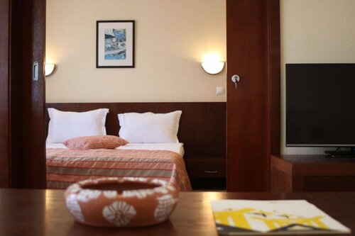 Asti Arthotel, Buchen Sie Hotel Sinemoretz Region Primorsko