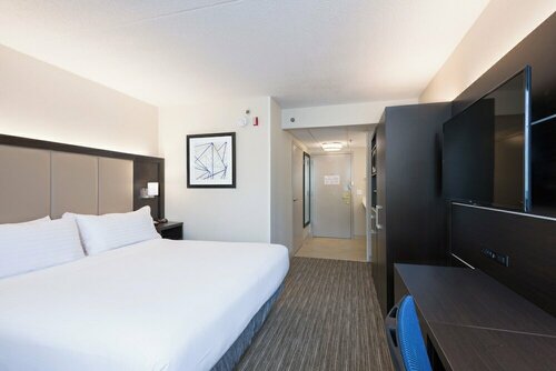 Holiday Inn Express Ramsey-Mahwah by IHG, Забронировать Отель Отели Нью-Джерси с парковкой, Парковка