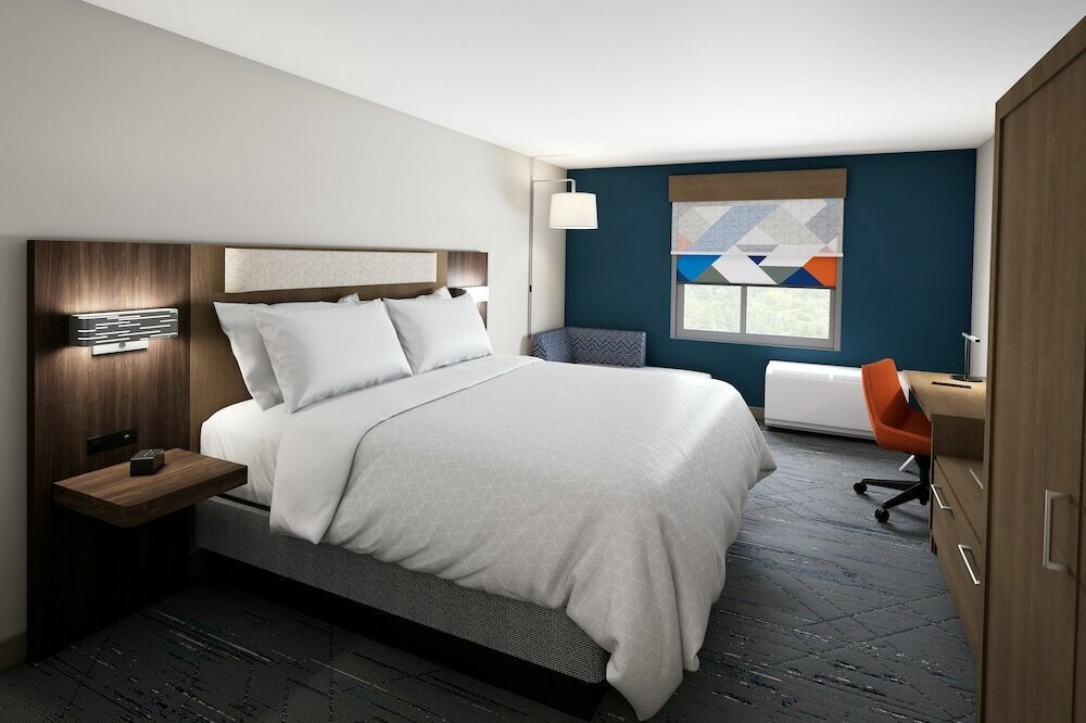 Holiday Inn Express & Suites Augusta W - Grovetown by Ihg