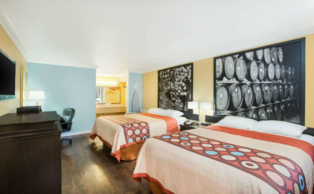 The Orchard Hotel