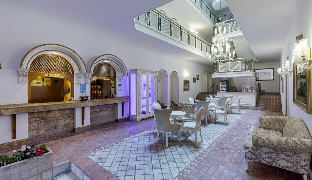 ‪Adalya Port Hotel‬