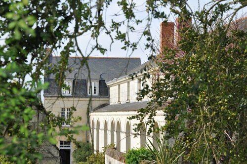 Le Manoir de Boisairault, Đặt Nhà khách Le Coudray-Macouard 