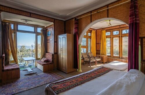 Hotel Robinsson Palace, Забронировать Отель Отели Муктешвар с завтраком, Завтраки