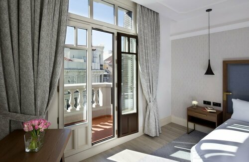 DoubleTree by Hilton Madrid-Prado, Забронировать Отель Бизнес-отели Мадрида, рядом с Арка Кучильерос, 4* 5*