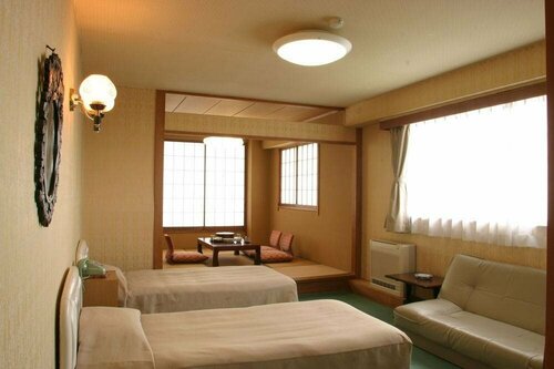 Hotel Shiraiwa, Забронировать Отель Отели Острова Осима 3 звезды, рядом с Motomachi Port, 3*