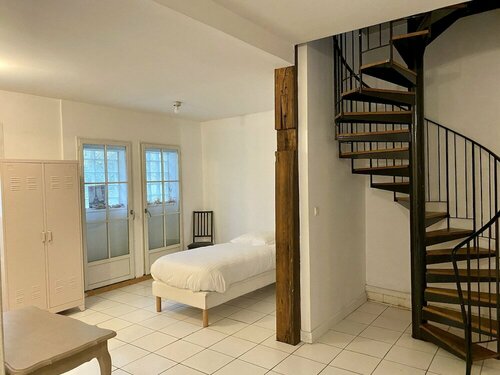 Residences De Chartres, Забронировать Отель Шартр Eure-et-Loir, рядом с Международный центр витражей