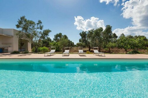 Villa Clizia, Book Villa Hoteller i Carovigno med parkering, Parkering