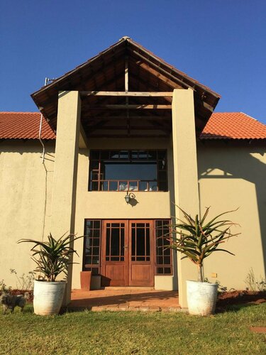 White Linen Guesthouse, Book Hotel Bronkhorstspruit hoteller med morgenmad, Morgenmad