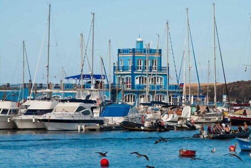 Hostel Neon Tenerife, Забронировать Хостел Гуаса Юг Тенерифе