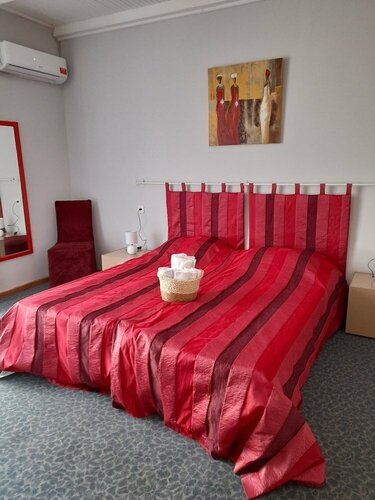 Hotel du Bastier, Rezervasyon Otel Ginasservis Cadarache