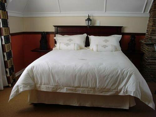 Africlassic Guest House - Harrismith, Забронировать Гостевой дом Гостевые дома Фри-Стейт, Гостевой дом