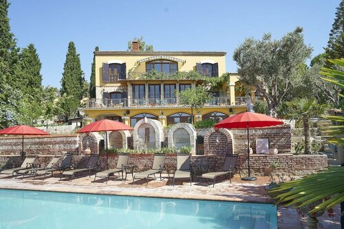 Villa Taraca