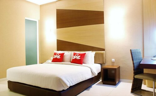 Lynt Hotel by RedDoorz, Boek Hotel Jakarta Provincie Jakarta