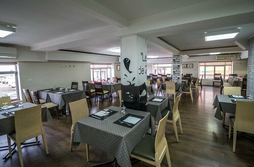 Pensión Oasis, Book Hotel Zamora 