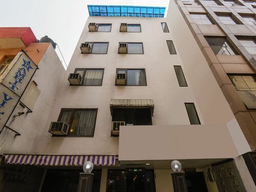 Hotel Amrit Villa, Забронировать Вилла Недорогие отели Карол-Бах, недорогие