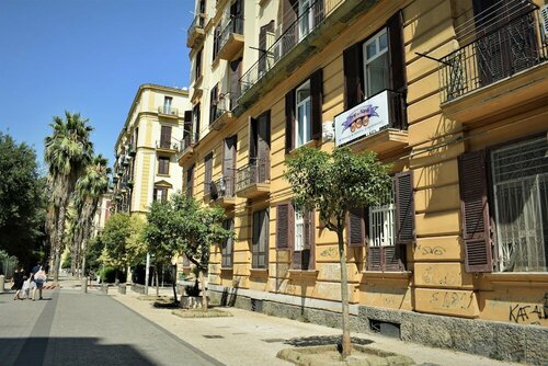 Terno su Napoli, Забронировать Отель «постель и завтрак» Вомеро Неаполь