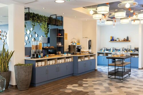 Hampton by Hilton Tours Centre, France, Забронировать Отель Отели Тура 3 звезды, рядом с Clocheville Hospital, 3*
