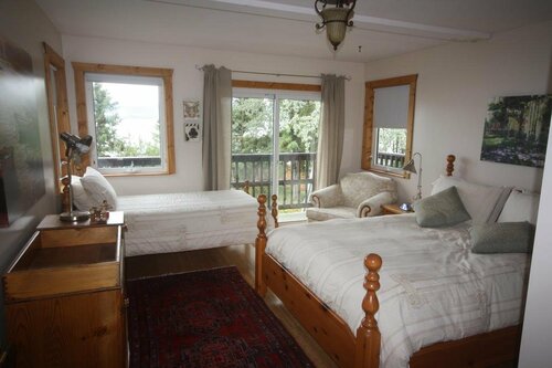 Inn On The Lake, Rezervați Casă de vacanță Cabane în Teritoriul Yukon, Casetă
