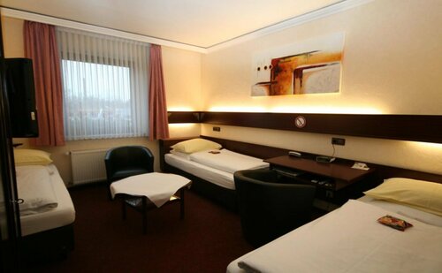 Akzent Hotel Oberhausen, Забронировать Отель Отели Оберхаузен с парковкой, Парковка