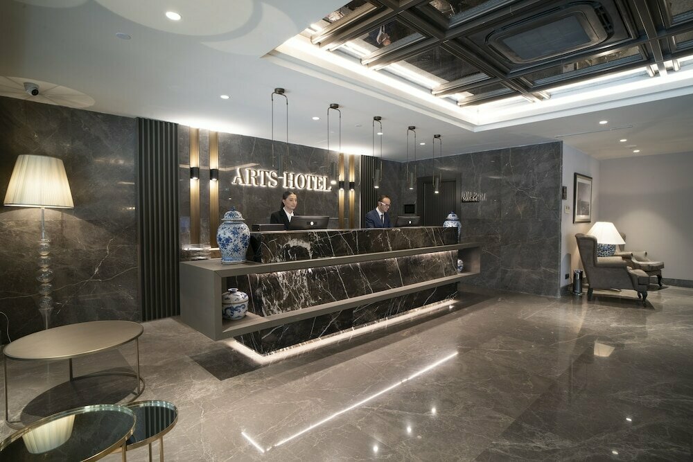 Grand Oztanik Hotel