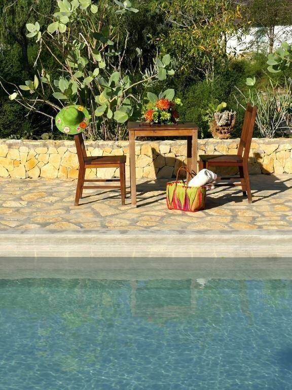 Caliente Beach Lodge