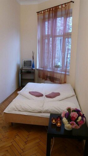 Aston Hostel, Забронировать Хостел Старый город Краков, рядом с Флорианские ворота