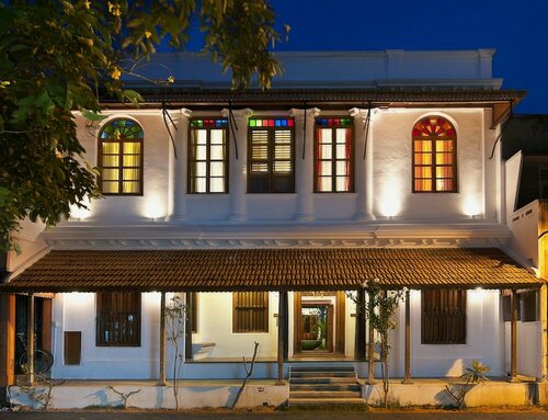 Maison Perumal Pondicherry - A CGH Earth Experience, Забронировать Отель Heritage Town Пондичерри