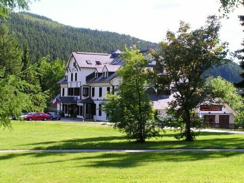 Hotel Start, Забронировать Отель Шпиндлерув-Млин Краловеградецкий край, рядом с Горнолыжный подъемник Святого Петра на горе План