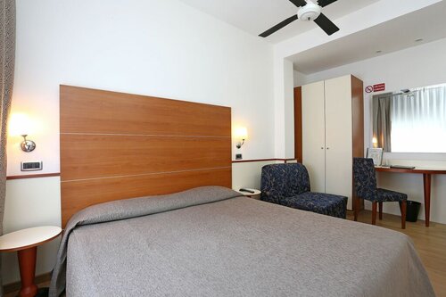 Hotel Corticella, Забронировать Отель Отели провинции Болоньи 3 звезды, 3*