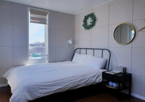 Sokcho Nodo Stay, Забронировать Отель Сокчхо Канвондо, рядом с Музей керамики Сокбон