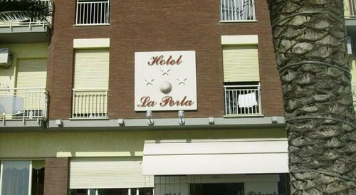 Hotel La Perla, Book Hotel 3-stjernede hoteller i Romagna, 3*