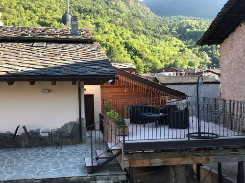 B&B La Maison D Amelie Camere e Appartamenti, Забронировать Отель Фенис Валле д'Аоста