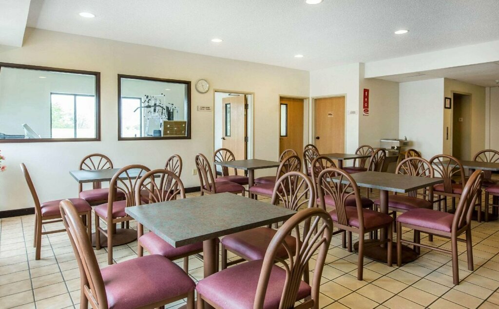 Sleep Inn & Suites Peoria North