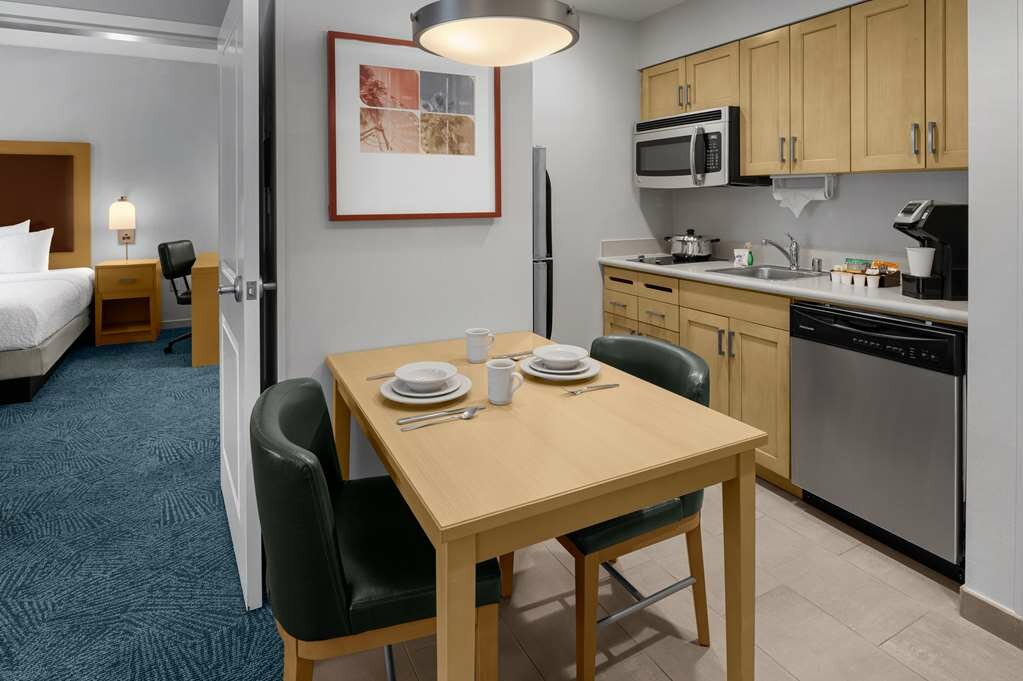 Courtyard by Marriott Anaheim Resort/Convention Center