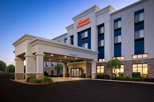 Hampton Inn & Suites Manteca, Забронировать Отель Мантека Калифорния
