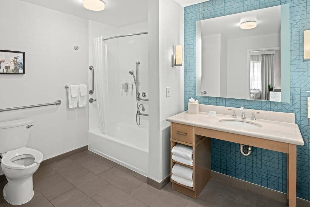 Courtyard by Marriott Anaheim Resort/Convention Center