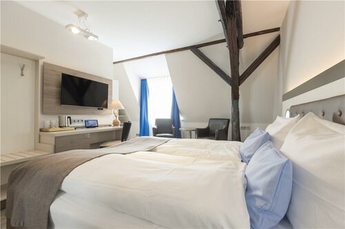 Best Western Plus Theodor Storm Hotel, Забронировать Отель Хузум Nordfriesland, рядом с Рождественский музей
