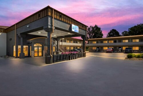 Best Western Plains Motel, Забронировать Мотель Отели Уолл с бассейном, Бассейн