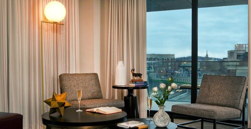 Hotel Commonwealth, Забронировать Отель Бостон Бостон, рядом с Музыкальный колледж Беркли