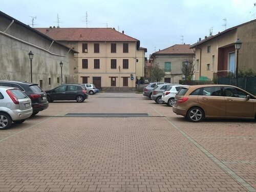 B&B Il Rustico, Брондау Таңертеңгі аспен бірге түндеу Turate қаласындағы төсек алаңы бар қонақ үйлер, Тоқтау алаңы